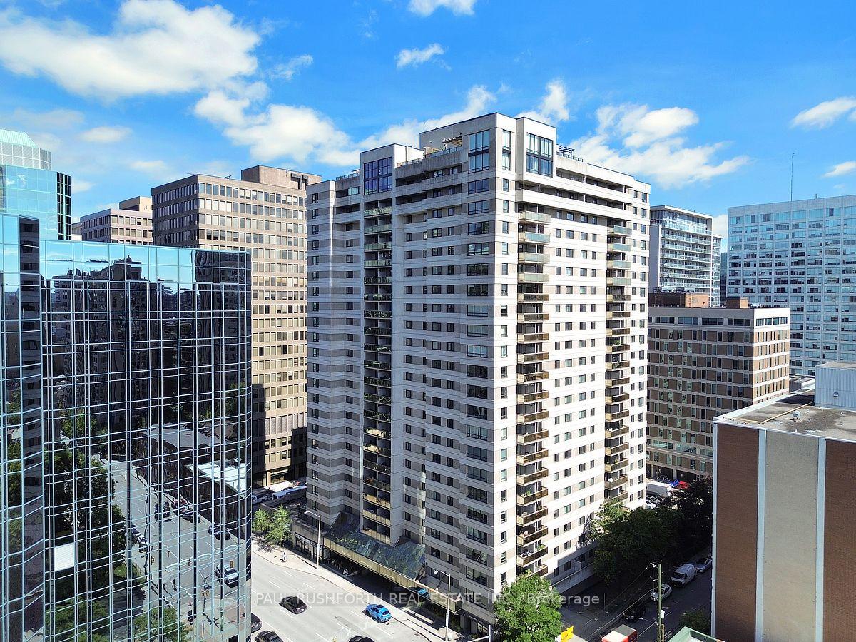2006 - 199 Kent Street, Ottawa Centre, ON, exterior