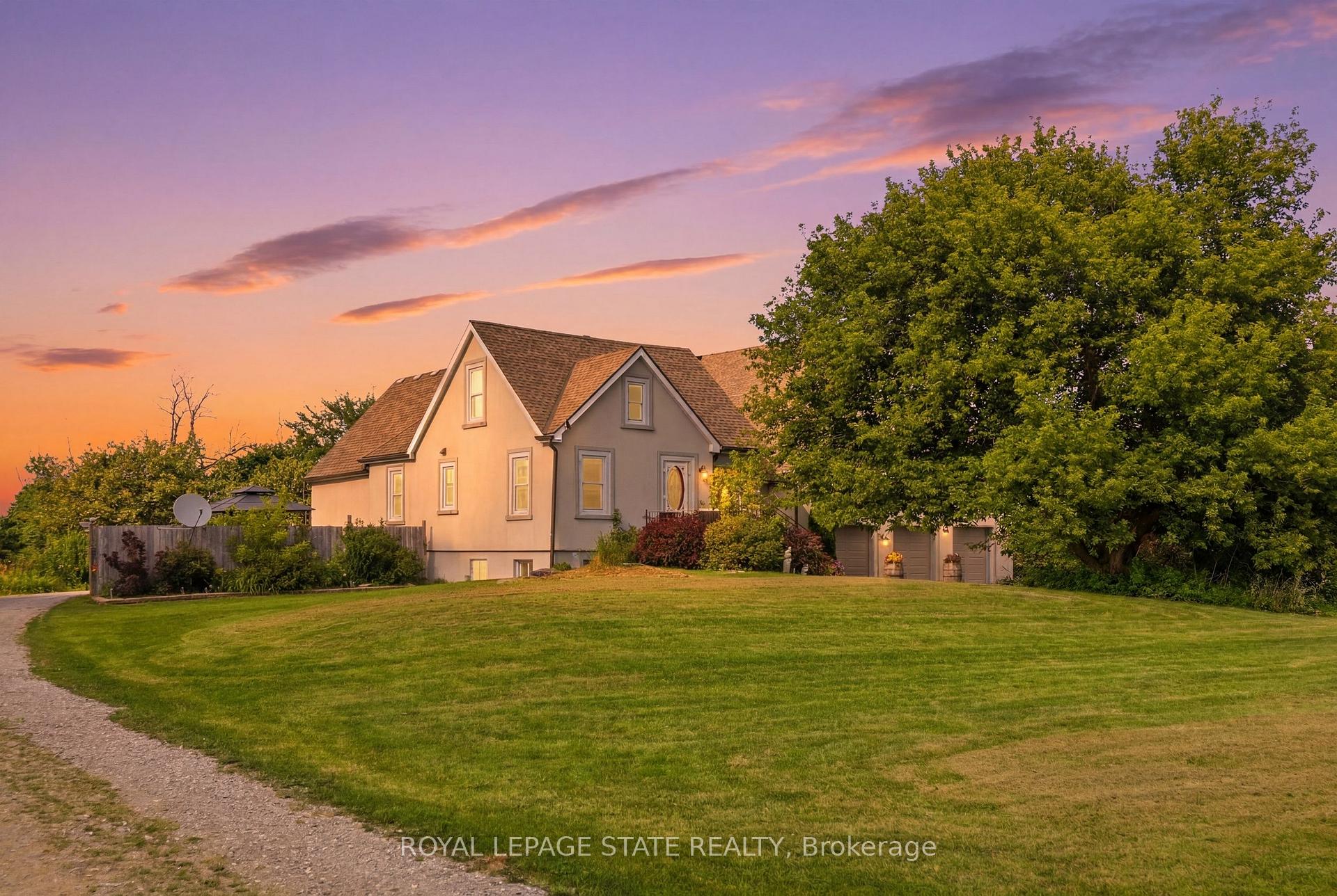 97 Smith Road, Hamilton, ON, exterior
