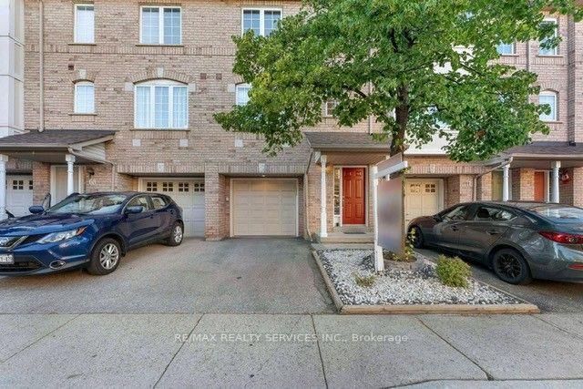 69 - 80 Acorn Place, Mississauga, ON, exterior