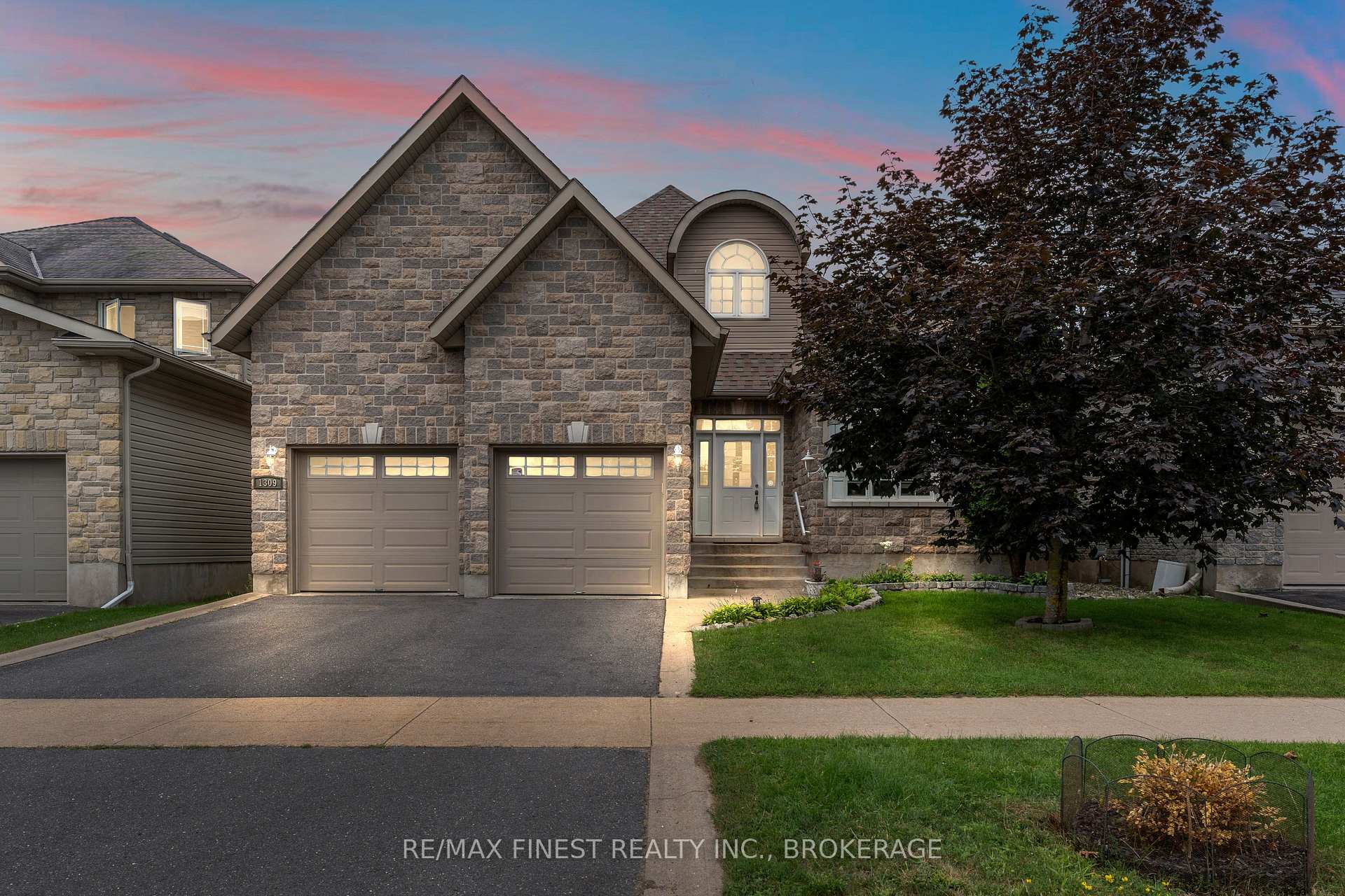 1309 Andersen Drive, Kingston, ON, exterior