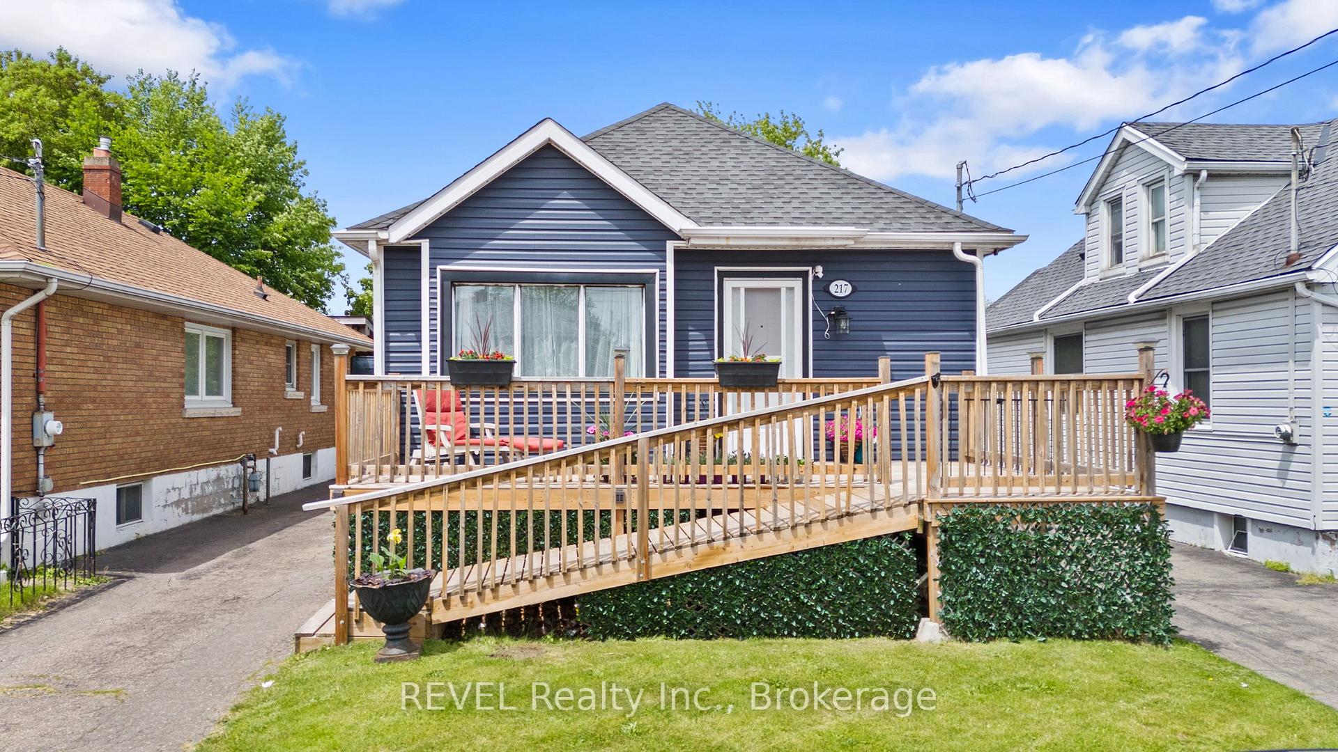 217 Niagara Street N, St. Catharines, ON, exterior
