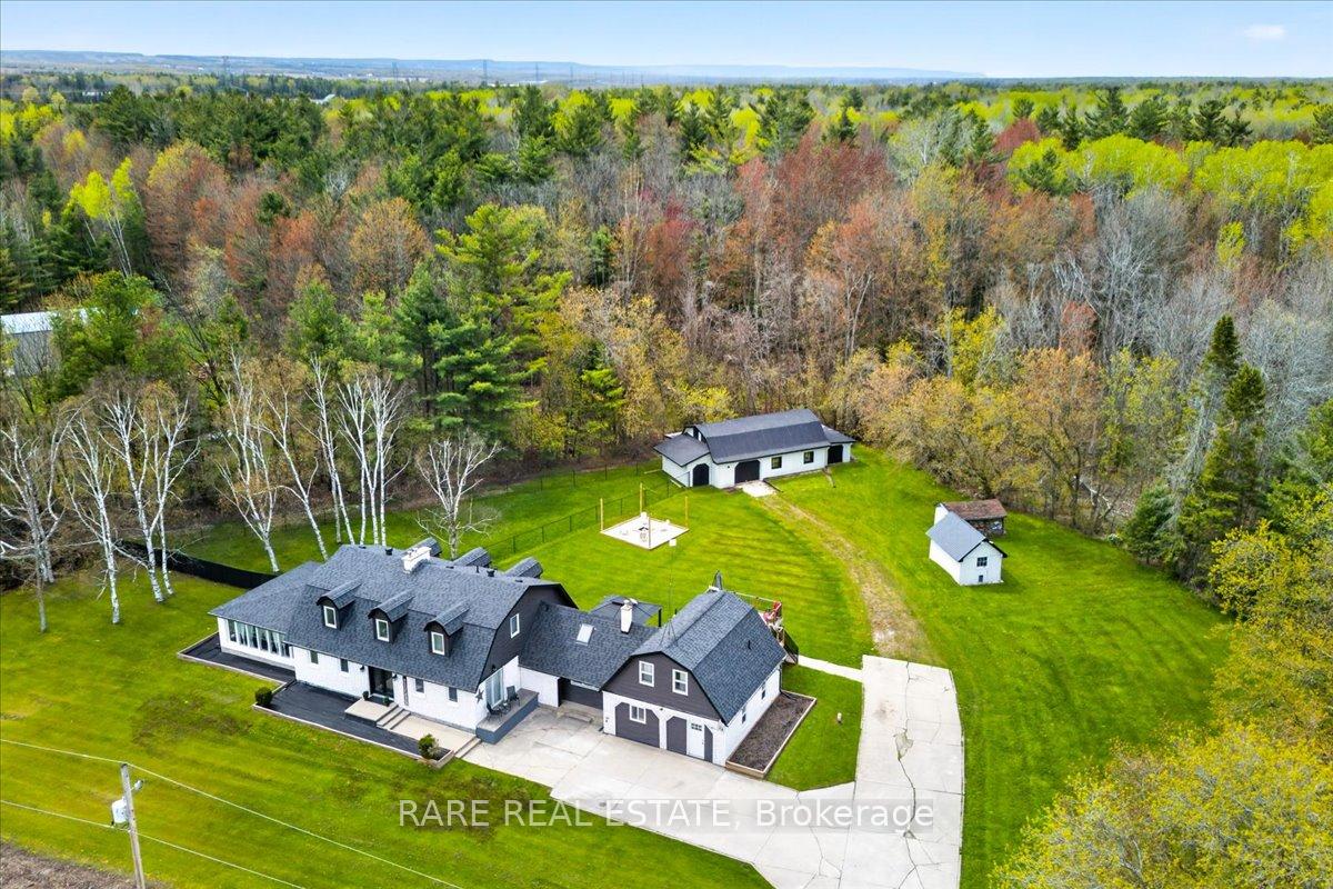 2570 Creemore Avenue, Clearview, ON, exterior