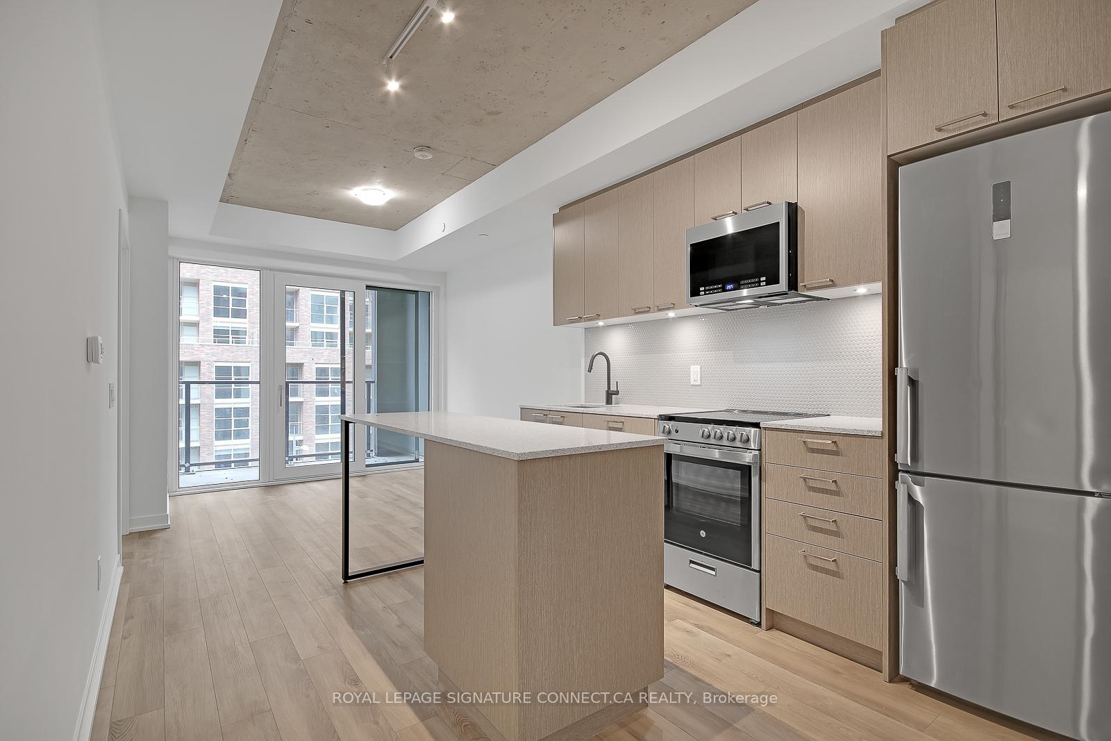410 - 1808 St Clair Avenue, Toronto W03, ON, exterior