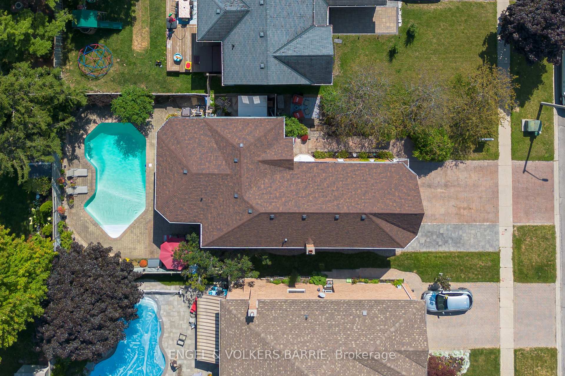 19 Grand Forest Drive, Barrie, ON, exterior