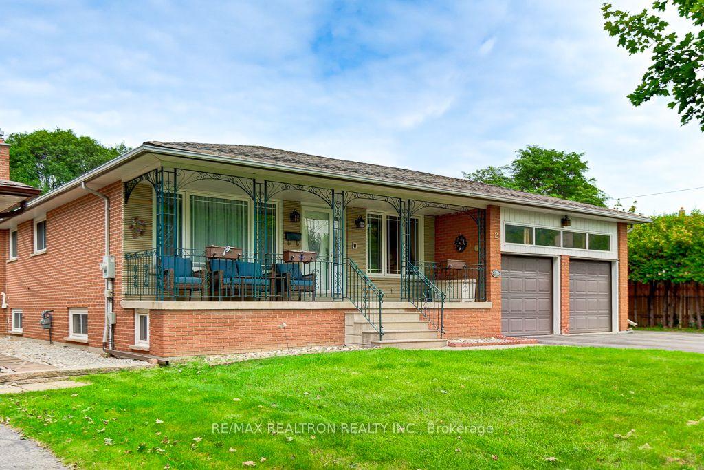 2 Captain Armstrong Lane, Markham, ON, exterior