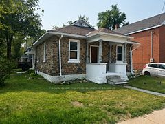 36 Sanford Street, Barrie, ON, exterior
