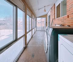 Apt 1 - 9 Oakmeadow Boulevard, Toronto E09, ON, exterior
