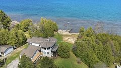 295 Lakeshore Road N, Meaford, ON, exterior