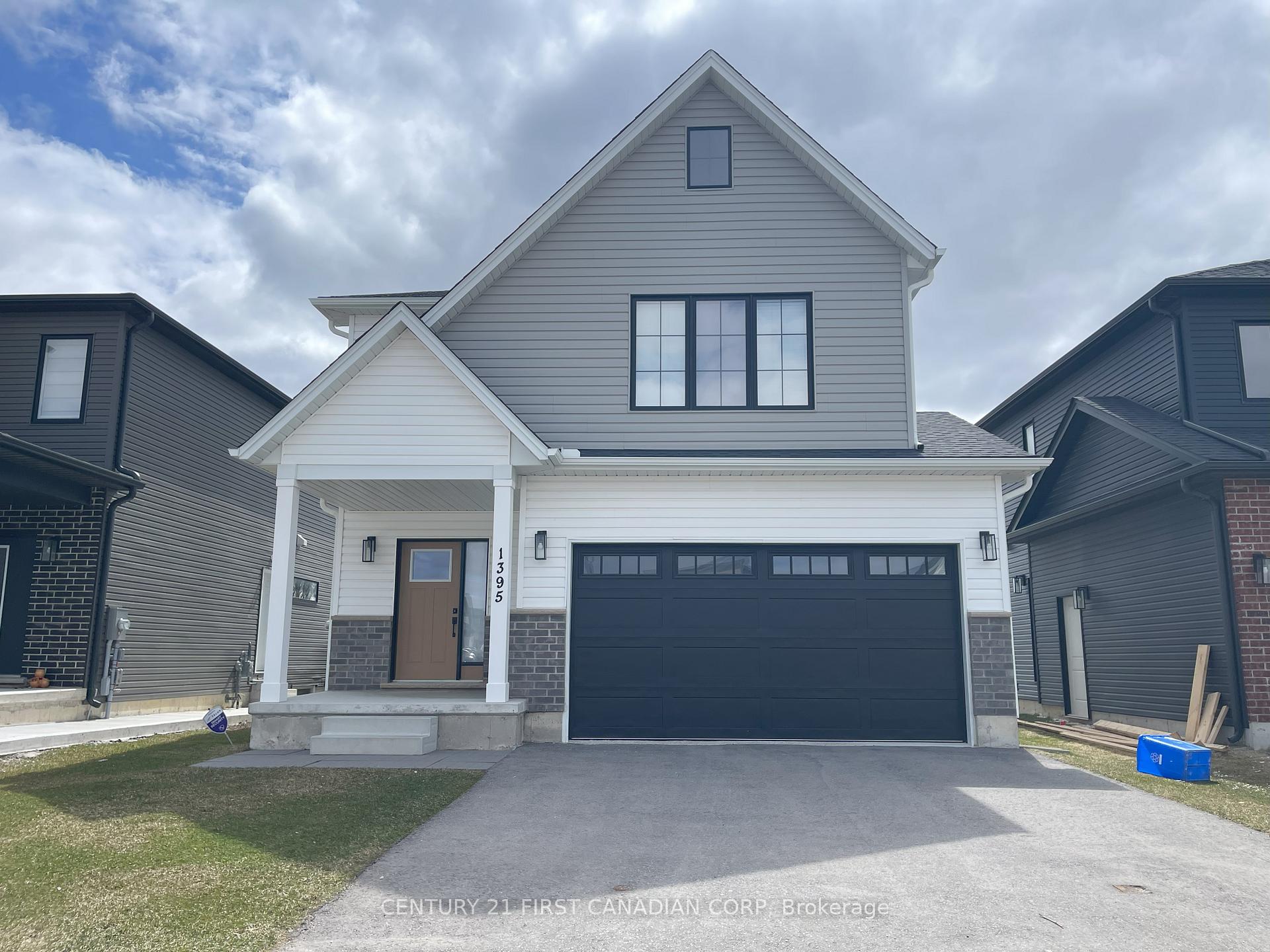 1395 Twilite Boulevard, London North, ON, exterior
