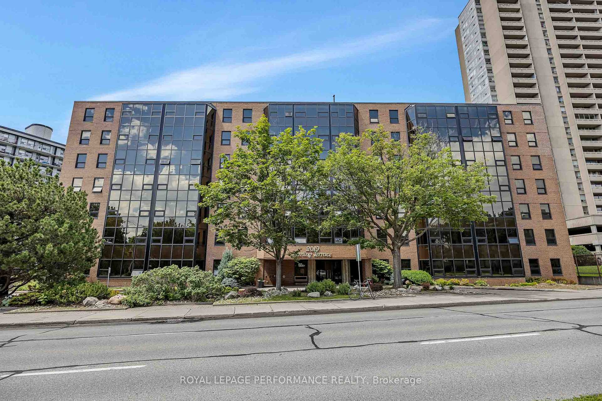 408 - 2019 Carling Avenue N, Carlingwood - Westboro and Area, ON, exterior