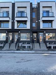 704 Kizis Private, Manor Park - Cardinal Glen and Area, ON, exterior
