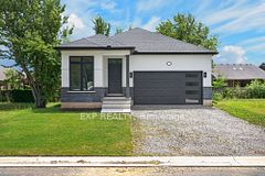 11 Stickles Street, Pelham, ON, exterior