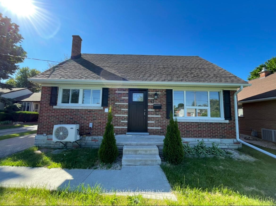 Upper - 41 Belleview Avenue E, Kitchener, ON, exterior