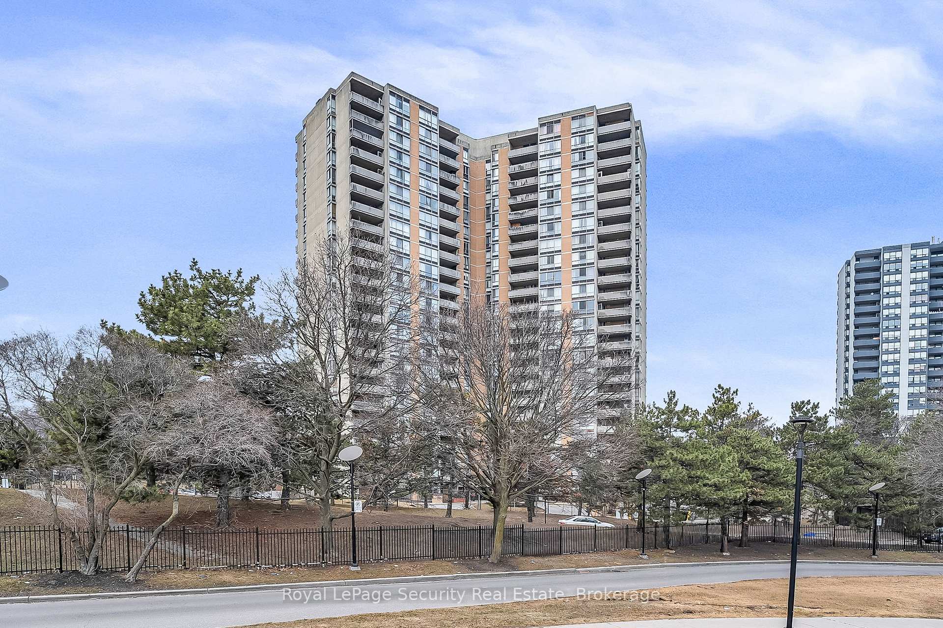 1207 - 10 Martha Eaton Way, Toronto W04, ON, exterior