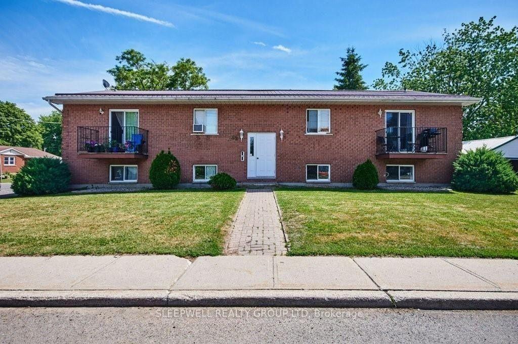 3 - 52 Mill Street, North Dundas, ON, exterior