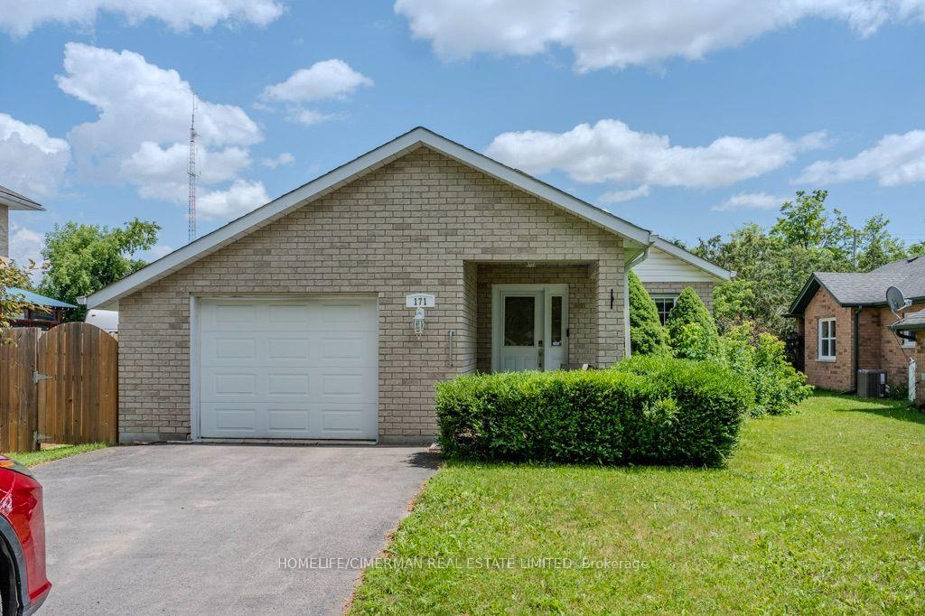 171 Main Street, Kawartha Lakes, ON, exterior