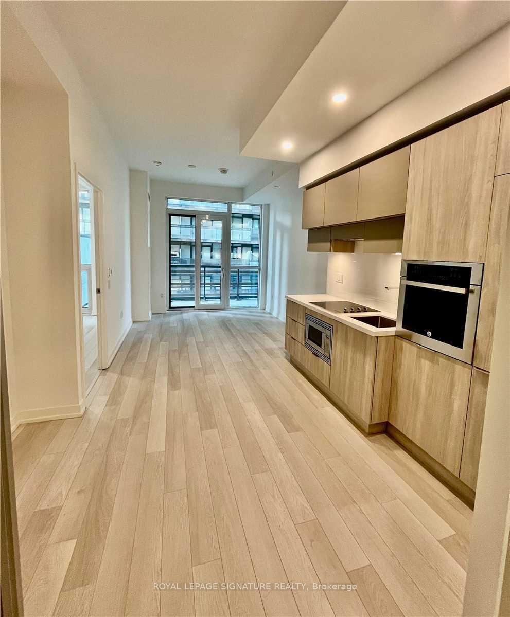 308 - 39 Roehampton Avenue, Toronto C10, ON, exterior