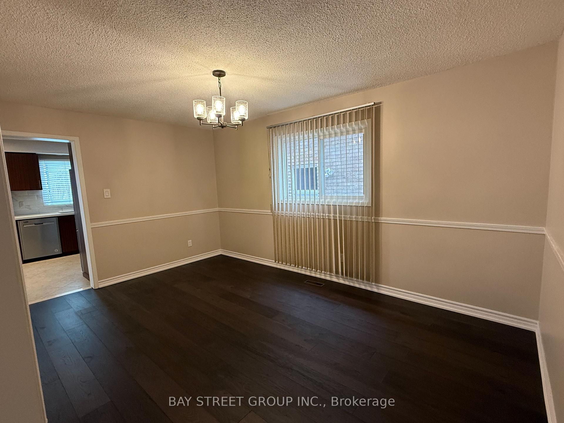 Room 3 - 4497 Longmoor Road, Mississauga, ON, exterior
