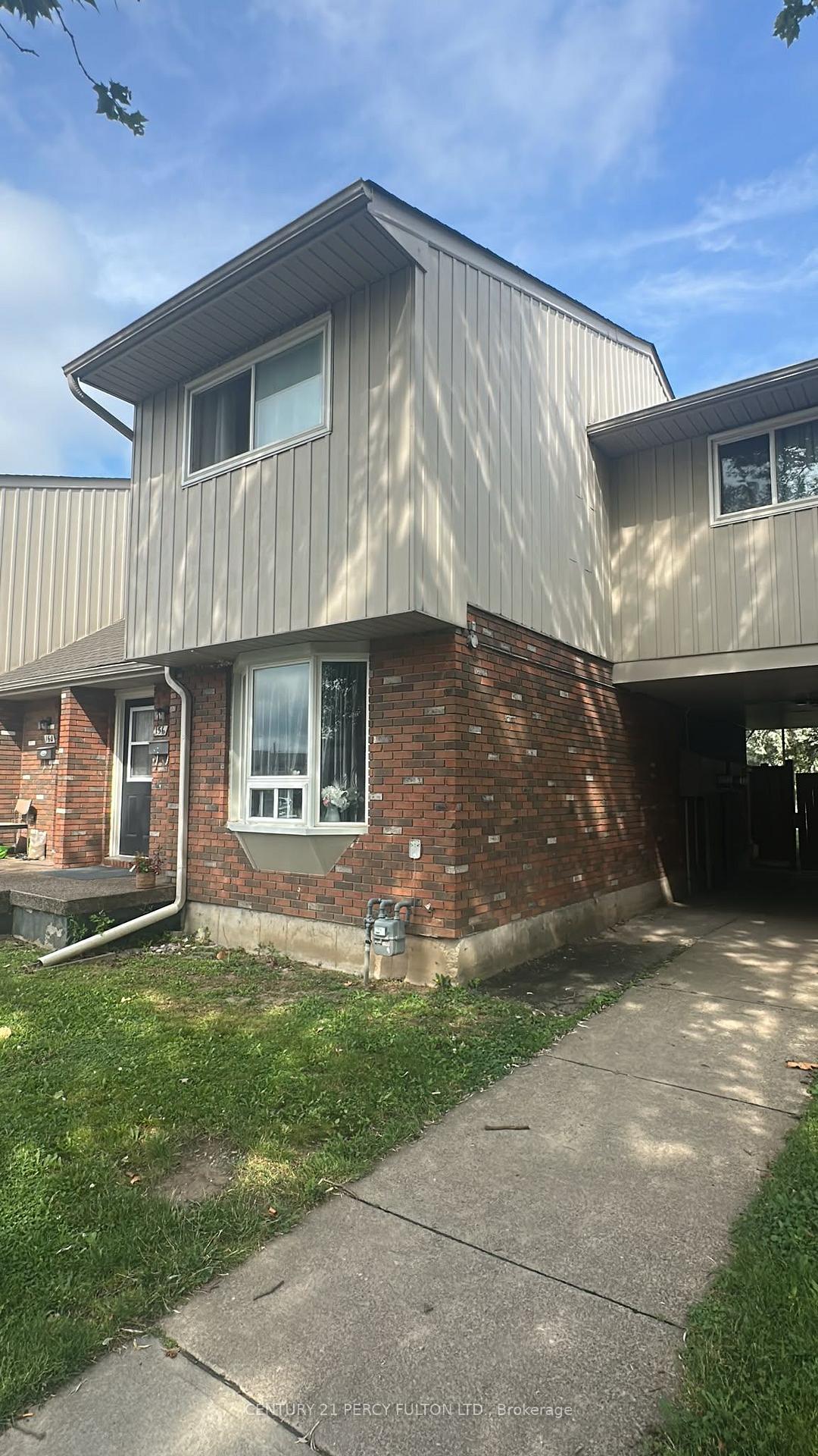 156 - 100 Brownleigh Avenue, Welland, ON, exterior