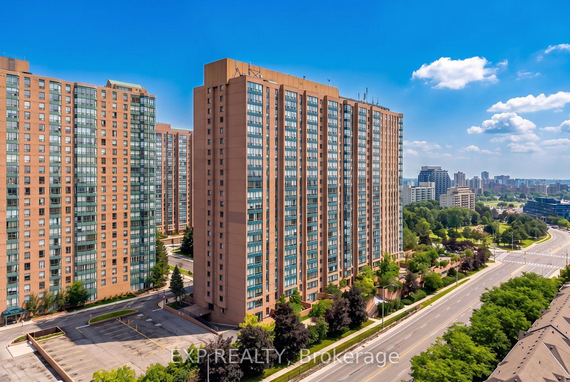 1114 - 155 Hillcrest Avenue, Mississauga, ON, exterior