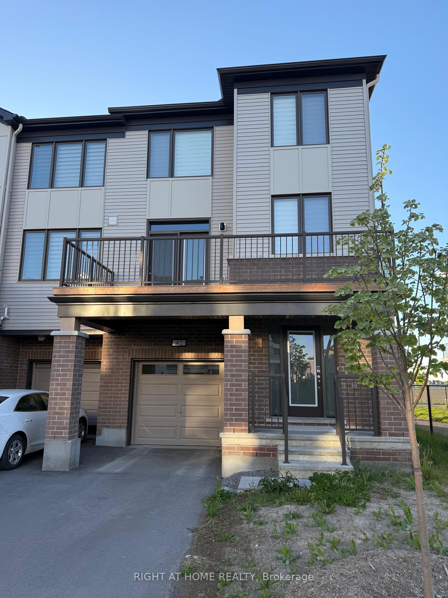 42 STITCH Mews, Stittsville - Munster - Richmond, ON, exterior