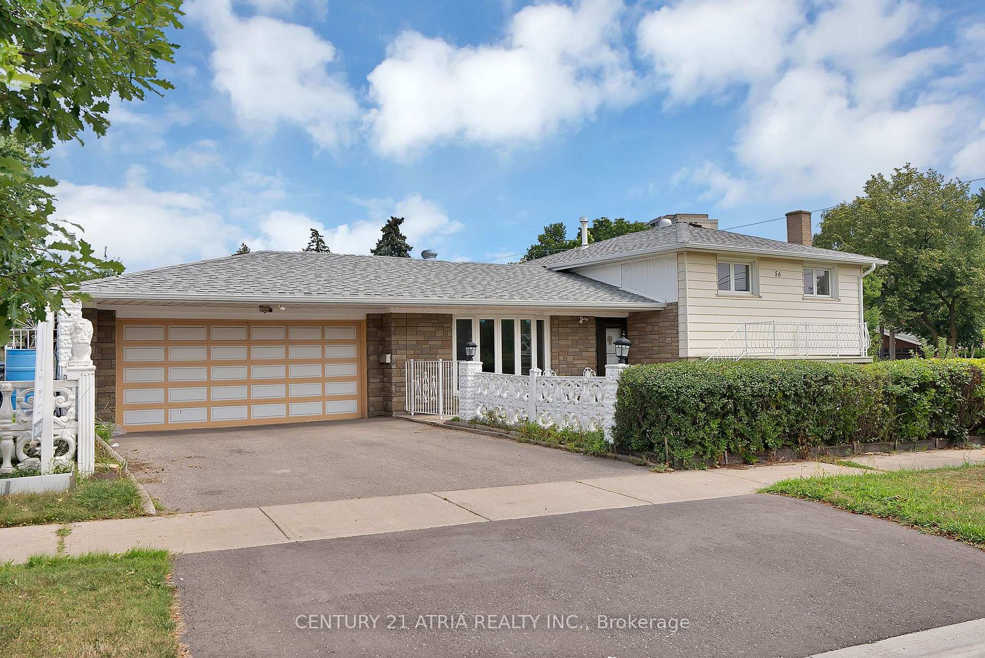 56 Tobermory Drive, Toronto W05, ON, exterior