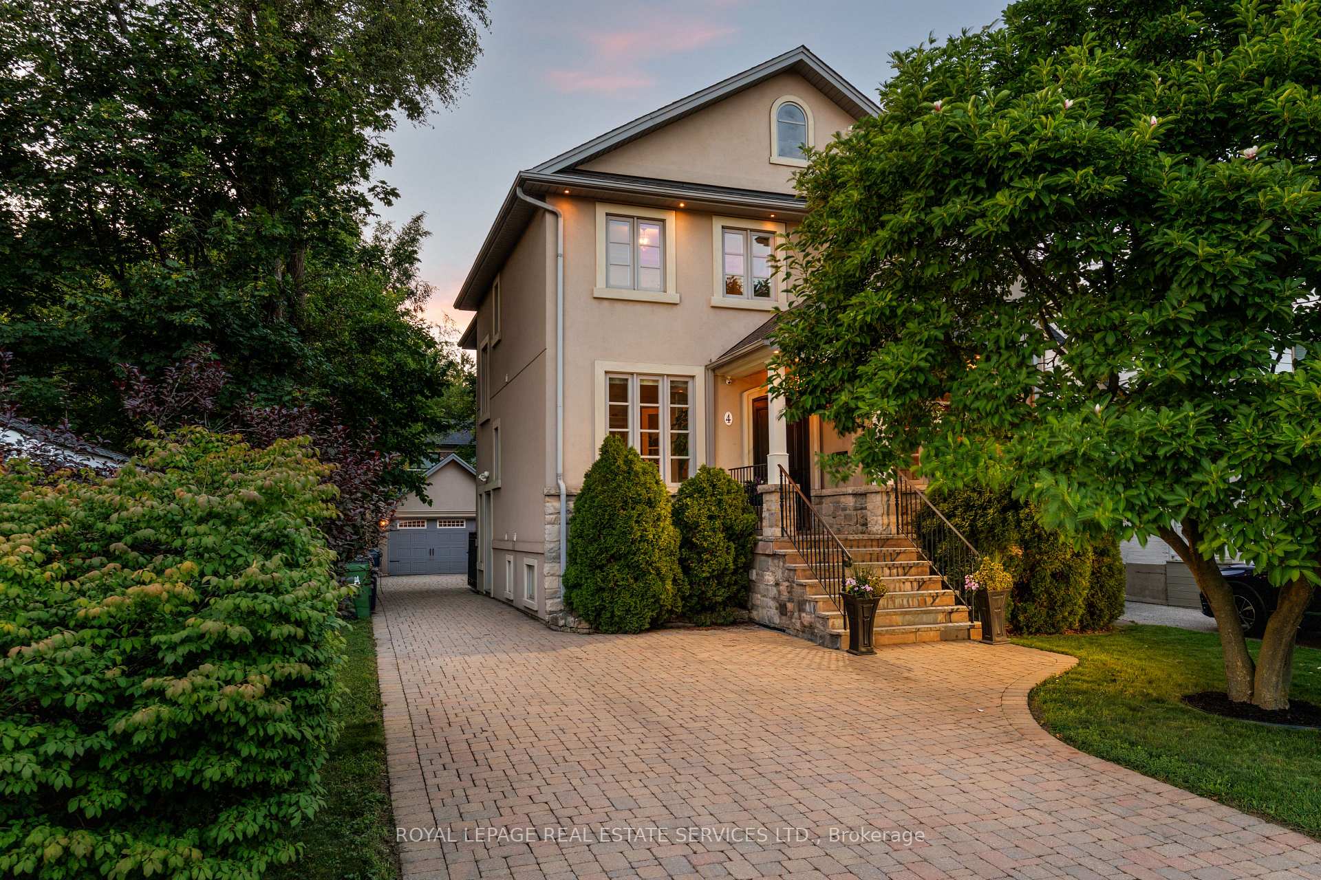 4 Springbrook Gardens, Toronto W07, ON, exterior