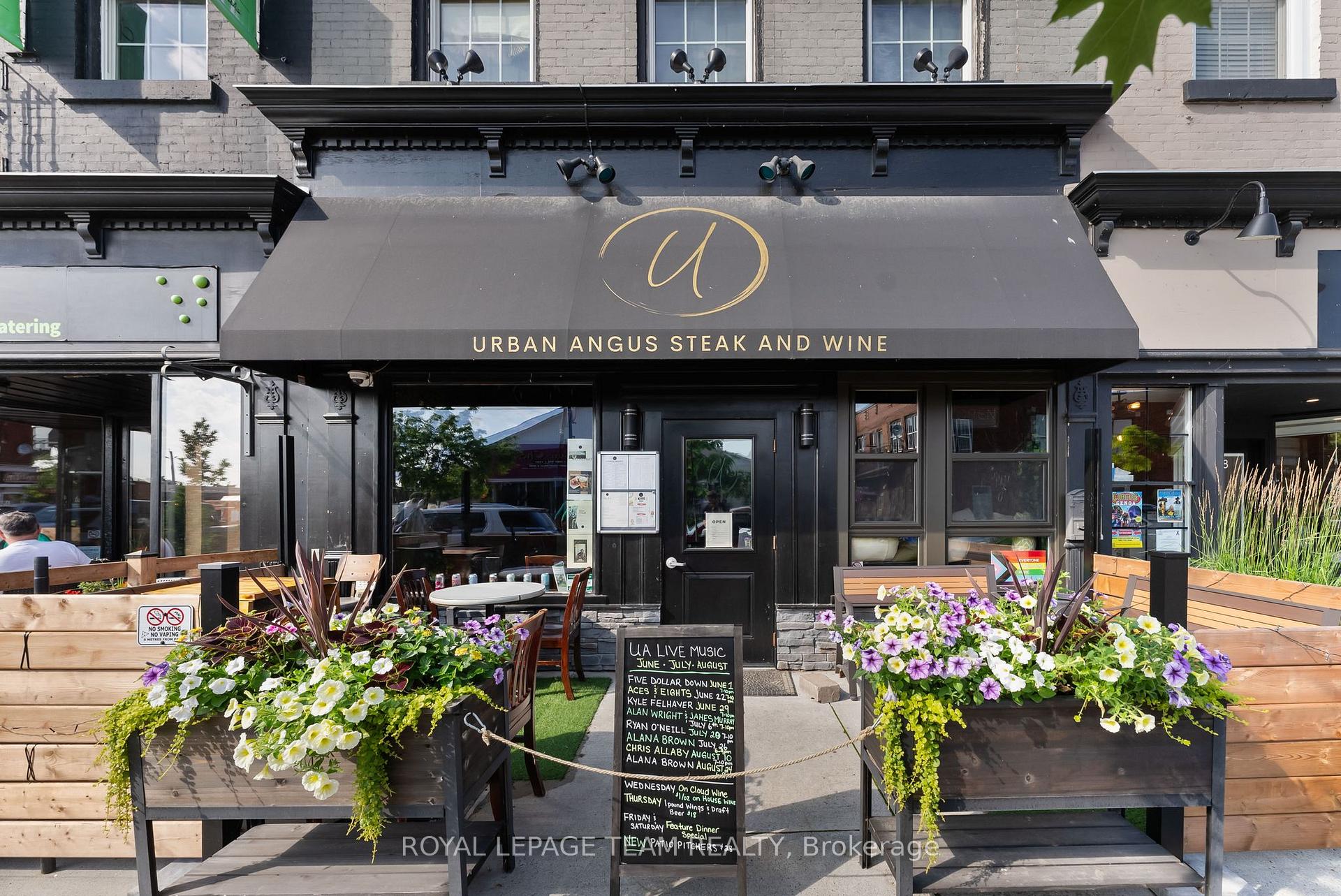 26 Elgin Street W, Arnprior, ON, exterior