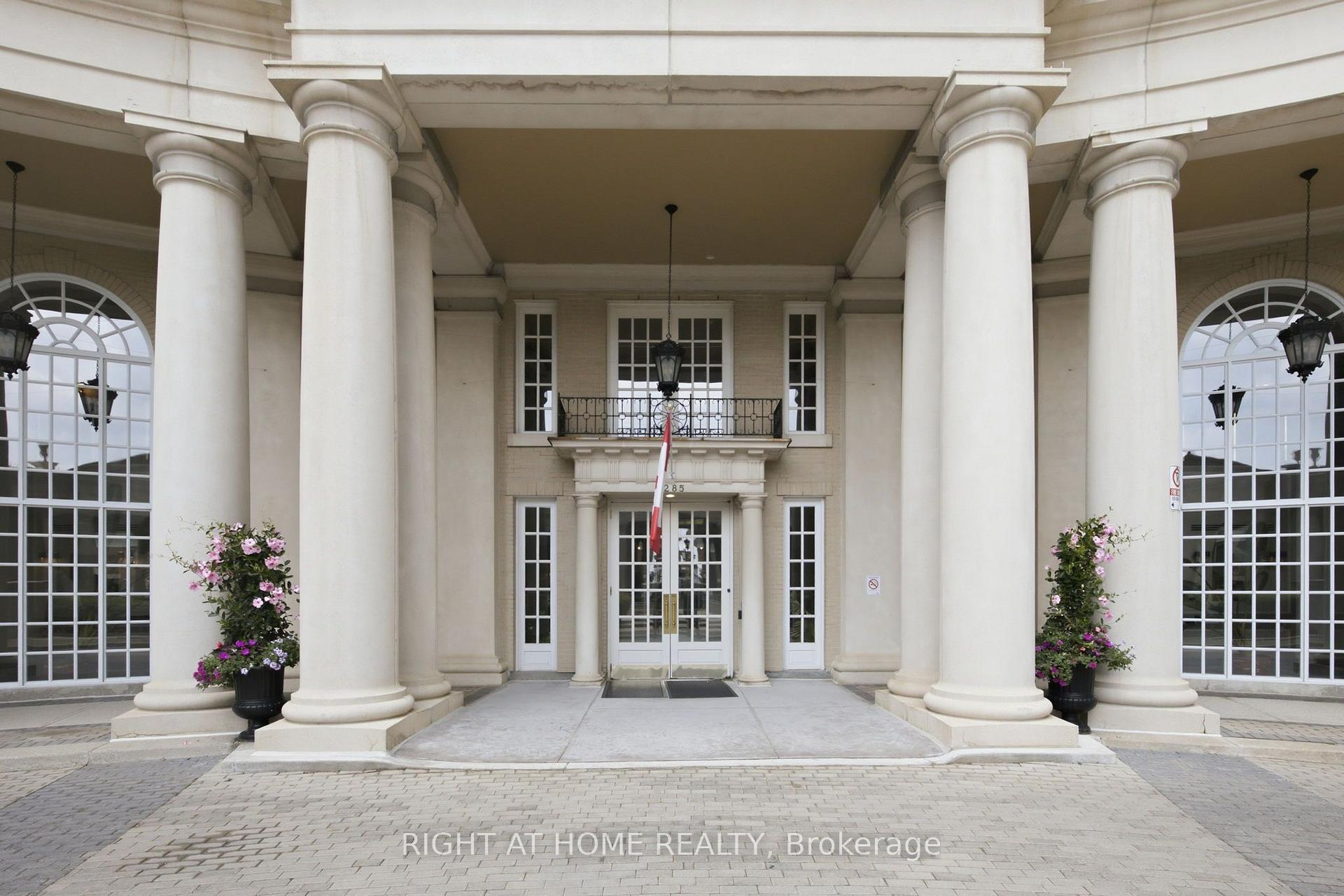 312 - 2285 Lake Shore Boulevard W, Toronto W06, ON, exterior