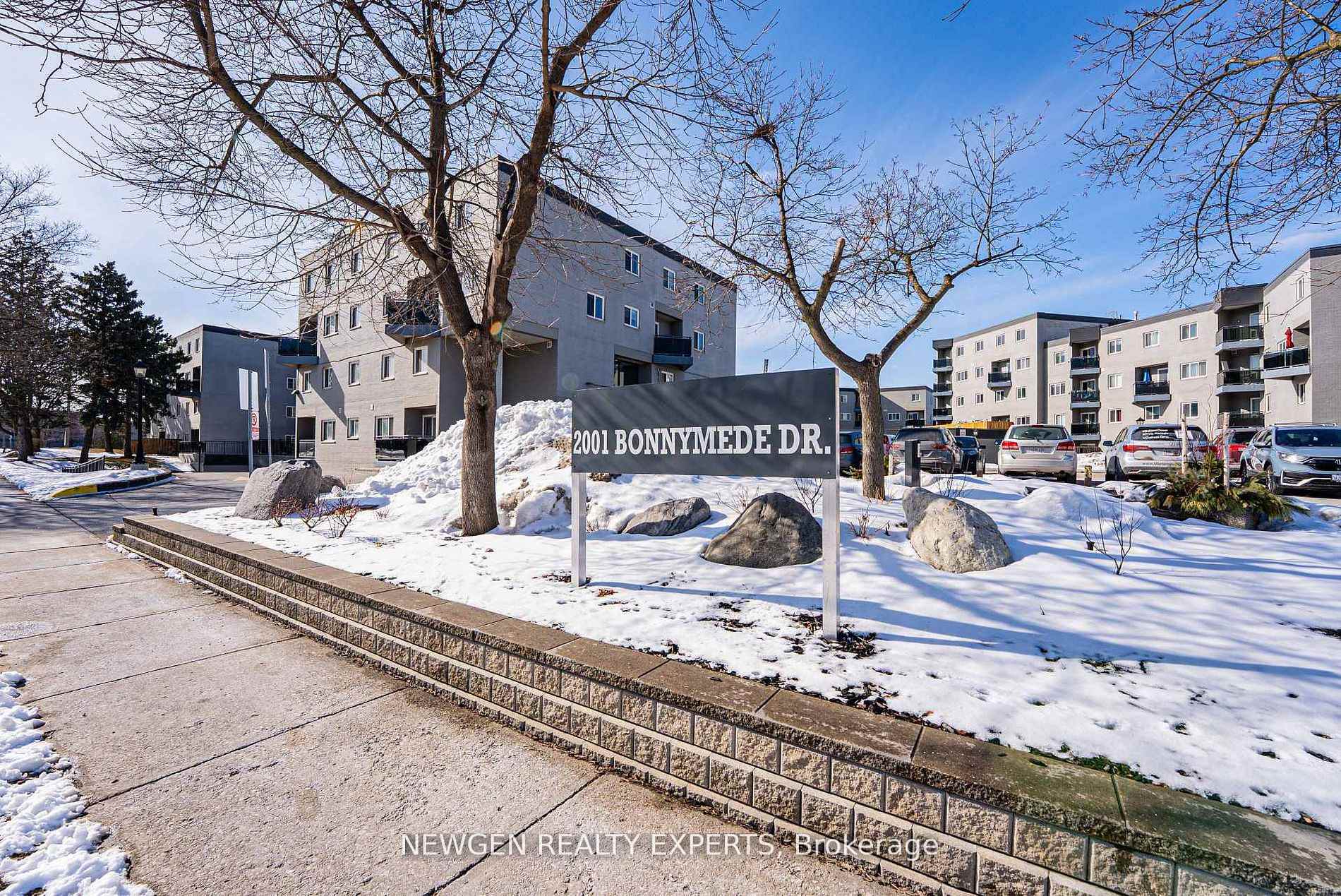 88 - 2001 Bonnymede Drive, Mississauga, ON, exterior