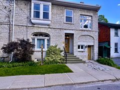 25 Wellington Street, Kingston, ON, exterior