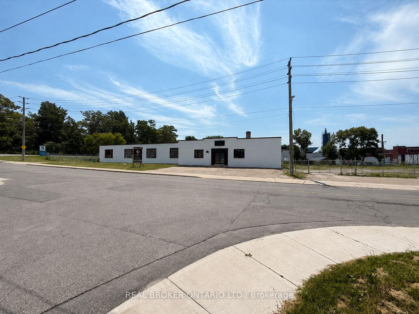 147 Mary Street, Brantford, ON, exterior