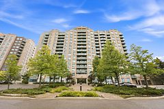 711 - 39 Oneida Crescent, Richmond Hill, ON, exterior