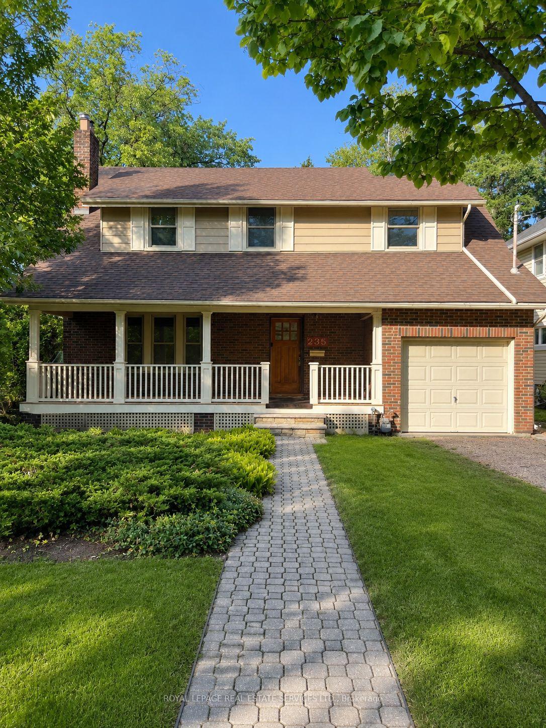 235 Douglas Avenue, Oakville, ON, exterior