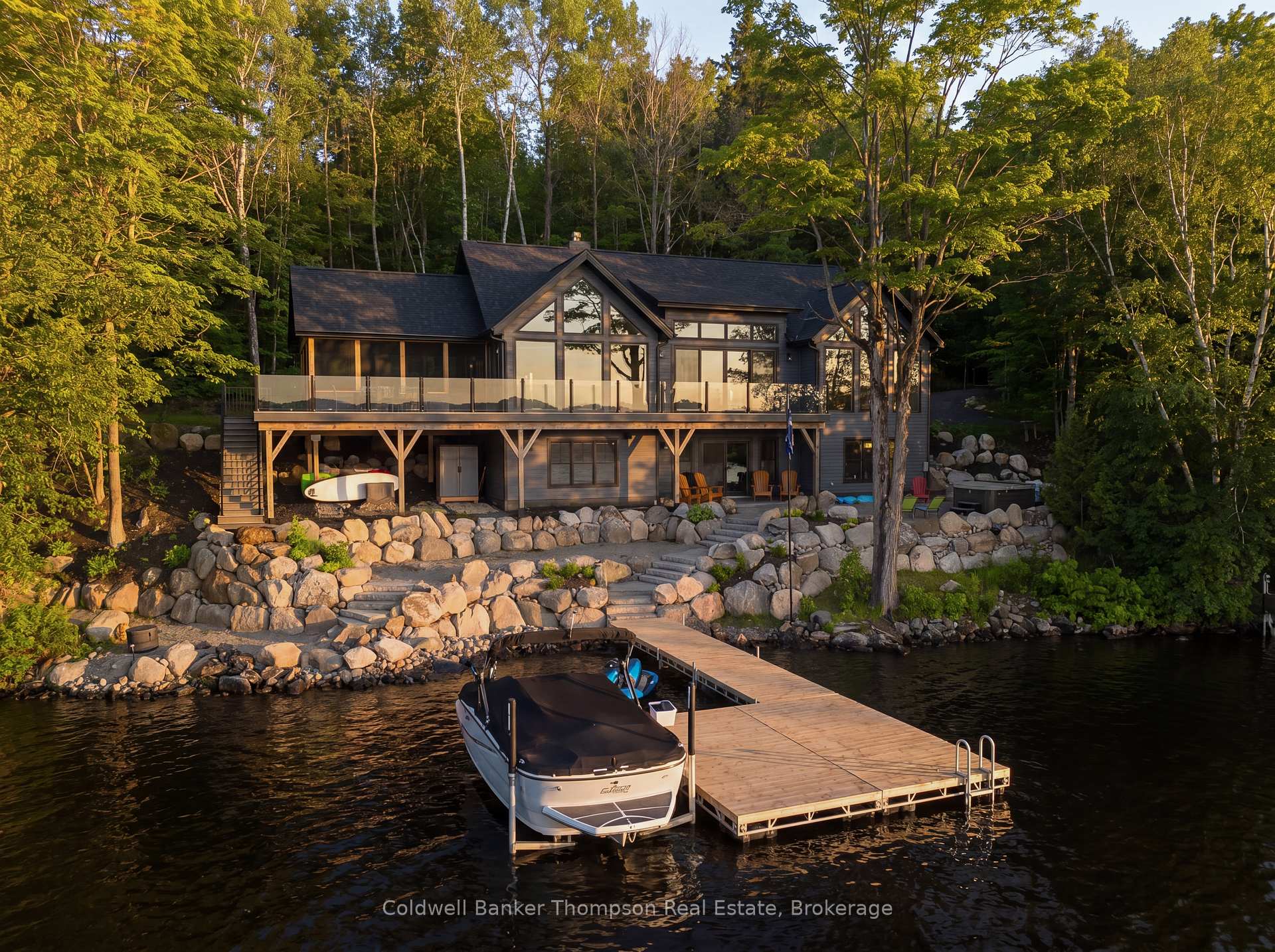 161 Wilson Drive, Huntsville, ON, exterior