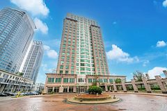1011 - 8 Lee Centre Drive, Toronto E09, ON, exterior