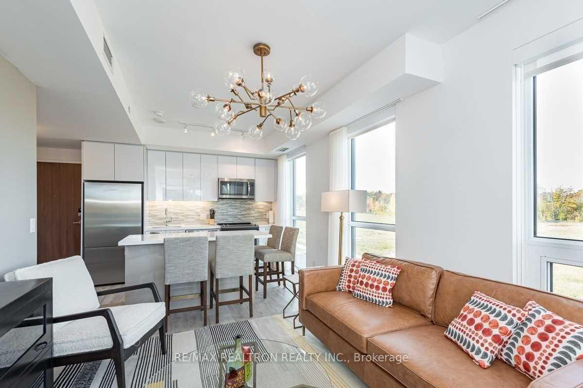 B313 - 271 Sea Ray Avenue, Innisfil, ON, exterior