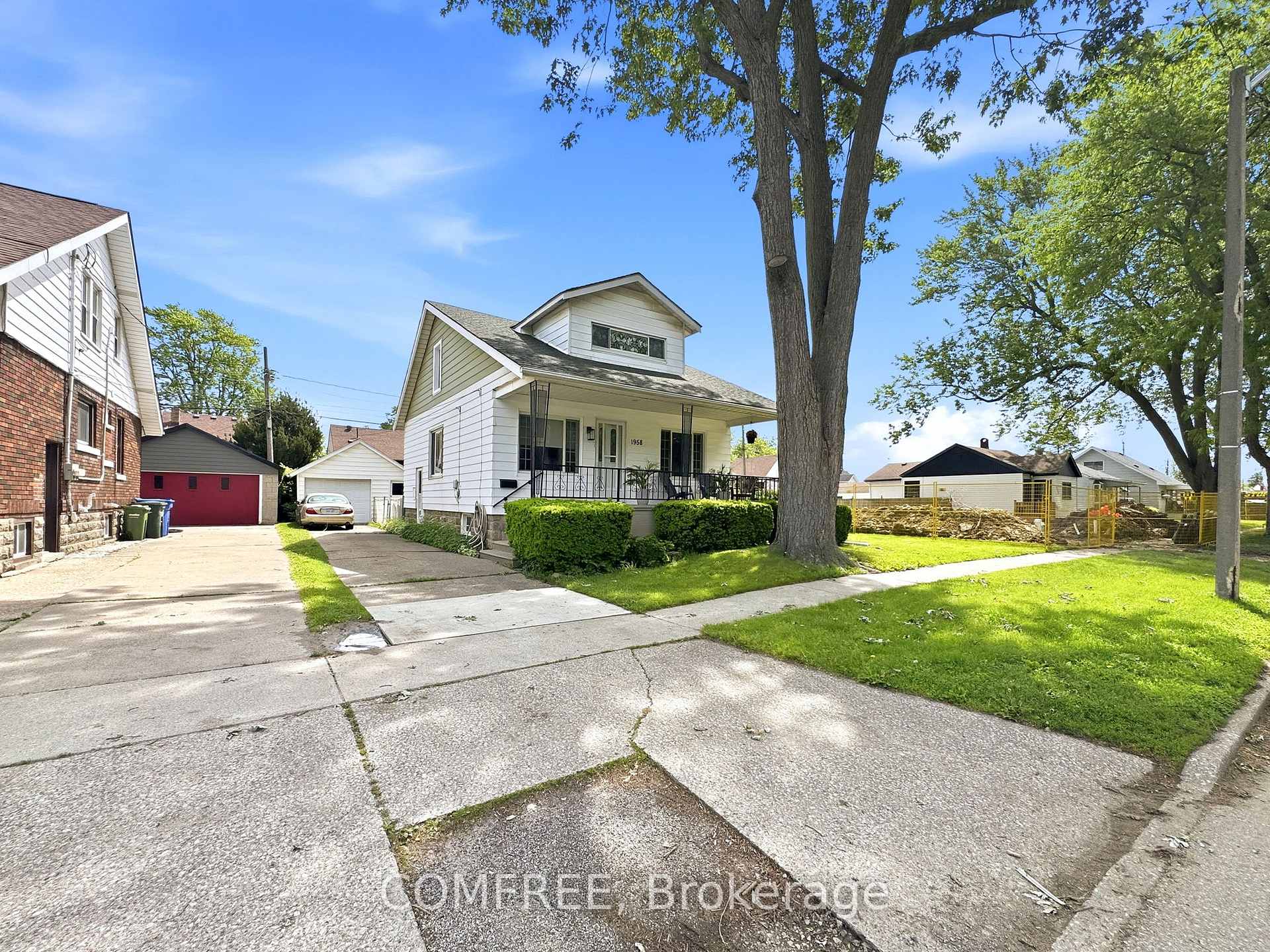 1958 George Avenue, Out of Area, ON, exterior