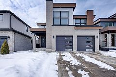 2187 Ironwood Road, London South, ON, exterior