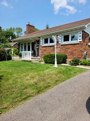 1385 7th Avenue W, Owen Sound, ON, exterior