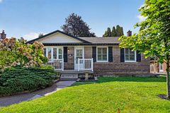 49 Centennial Drive, Port Hope, ON, exterior