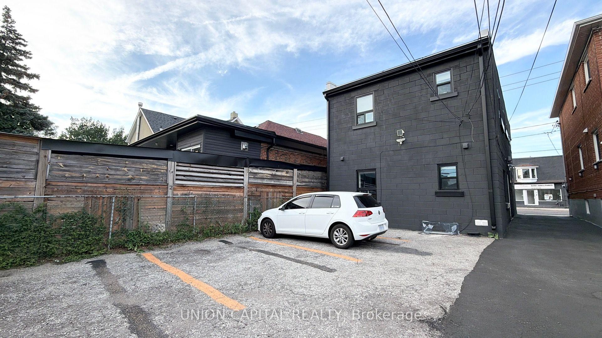 1342 Weston Road, Toronto W04, ON, exterior