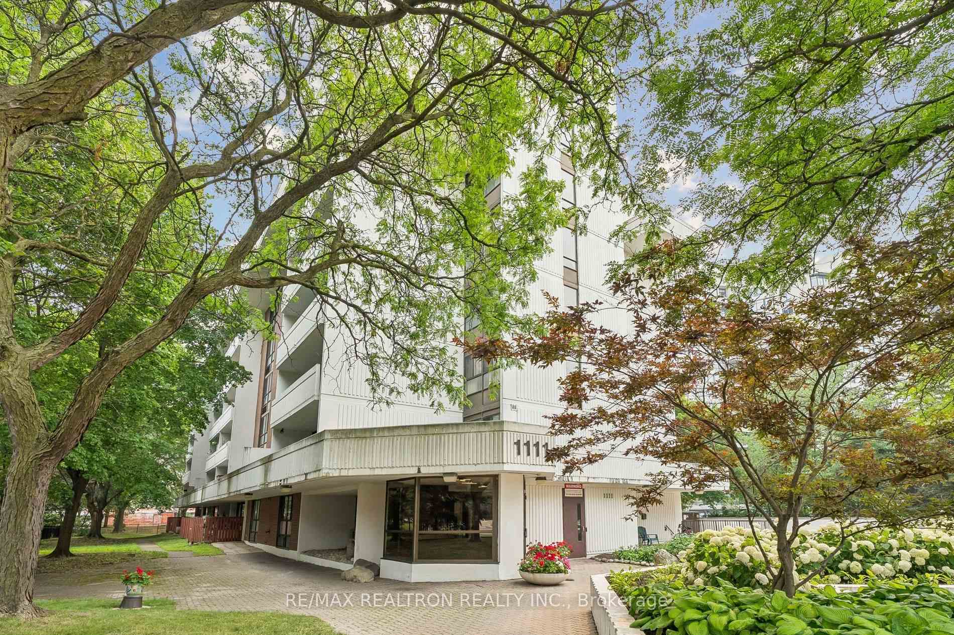 307 - 1111 Steeles Avenue W, Toronto C07, ON, exterior