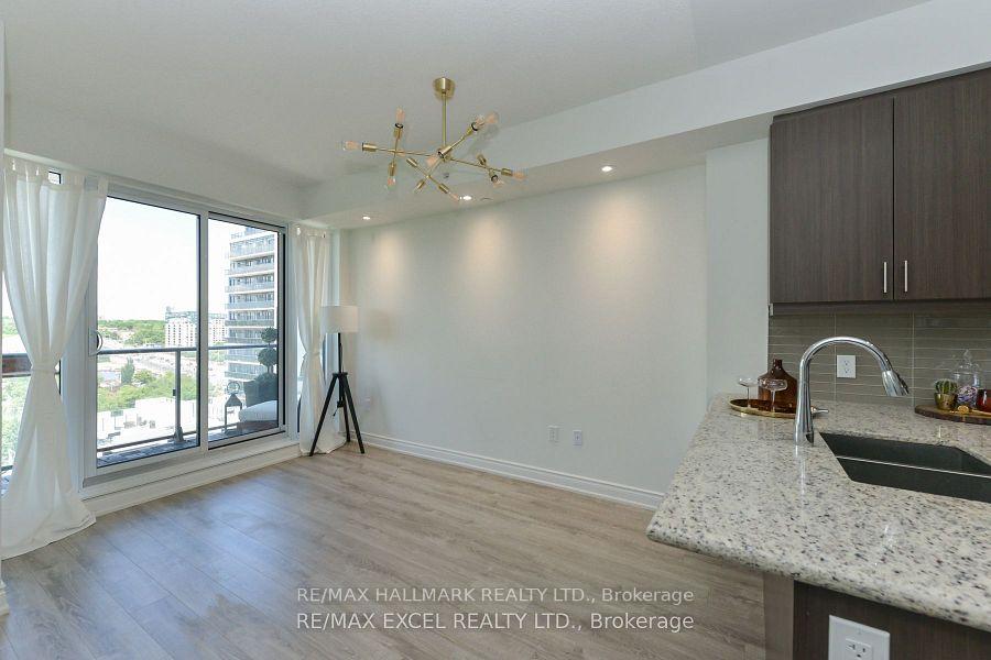 1011 - 9618 Yonge Street, Richmond Hill, ON, exterior