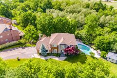 7 Andes Court, Brampton, ON, exterior