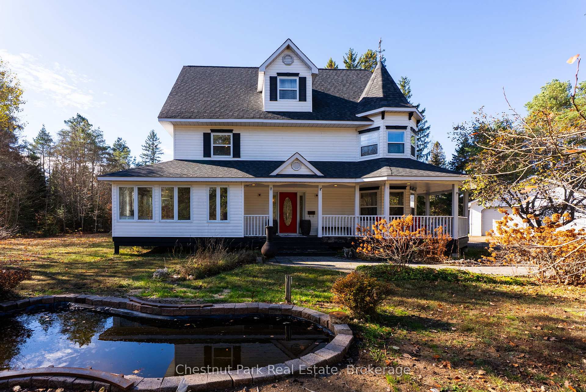 75 Pond Crescent, Huntsville, ON, exterior