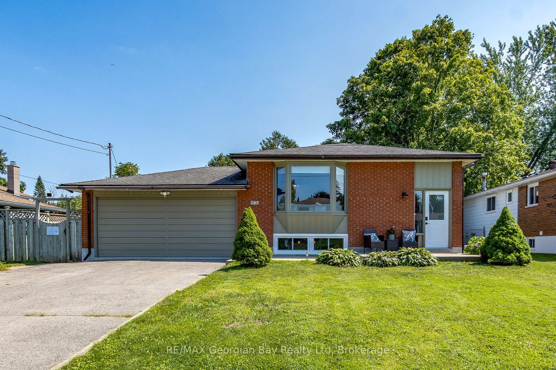 475 Athabaska Street, Tay, ON, exterior