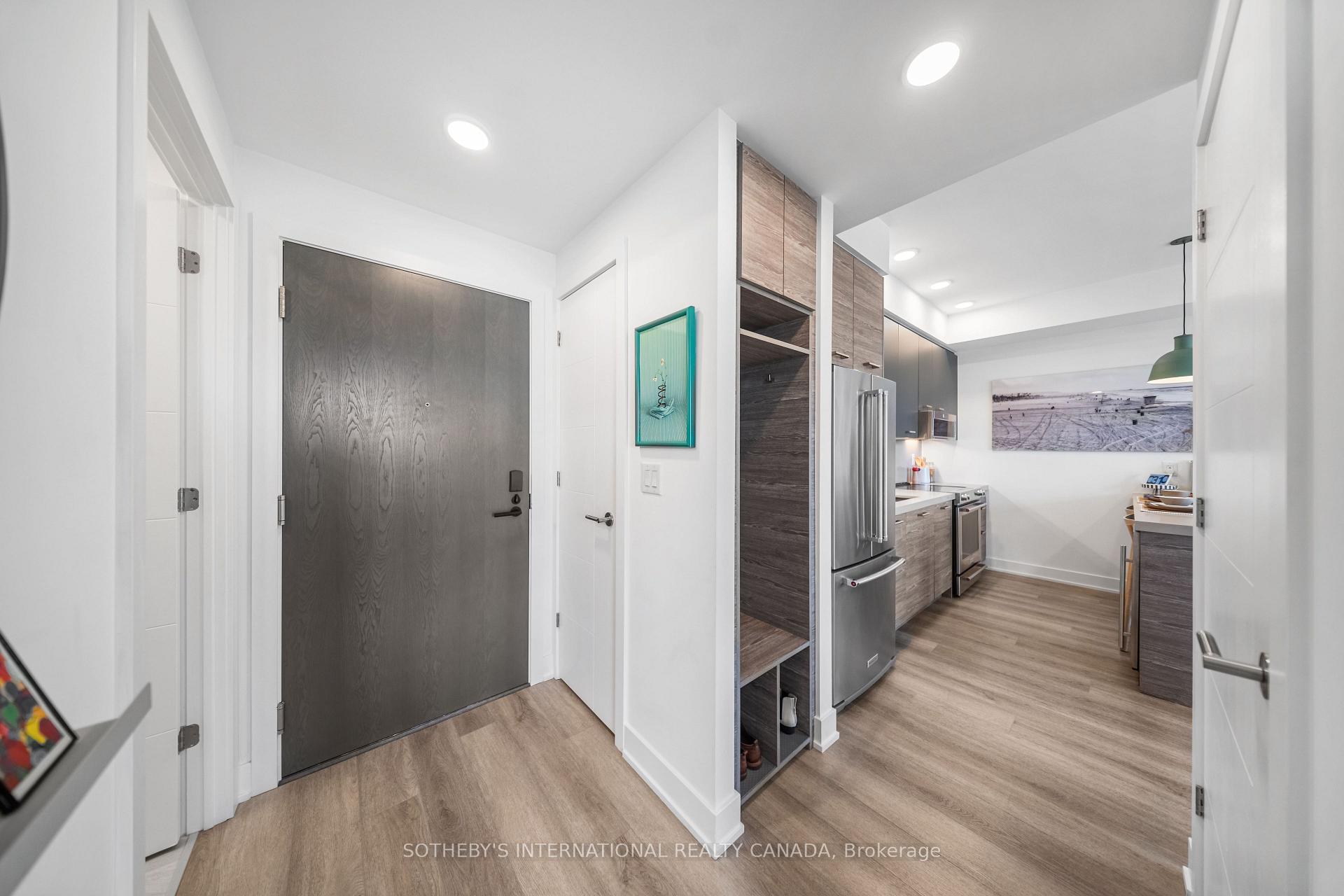 1601 - 484 Spadina Avenue, Toronto C01, ON, exterior