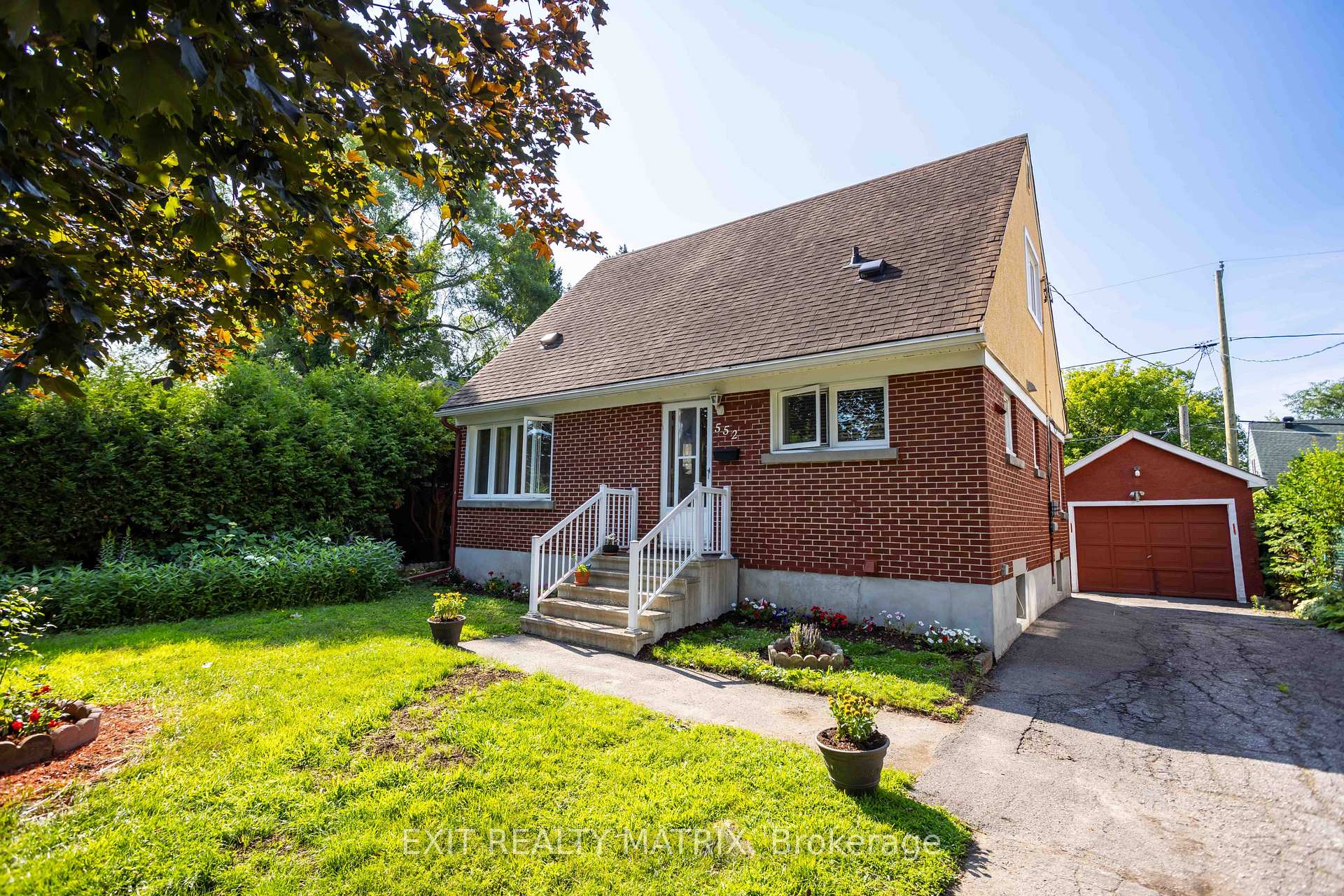 552 Dunbrack Street, Overbrook - Castleheights and Area, ON, exterior