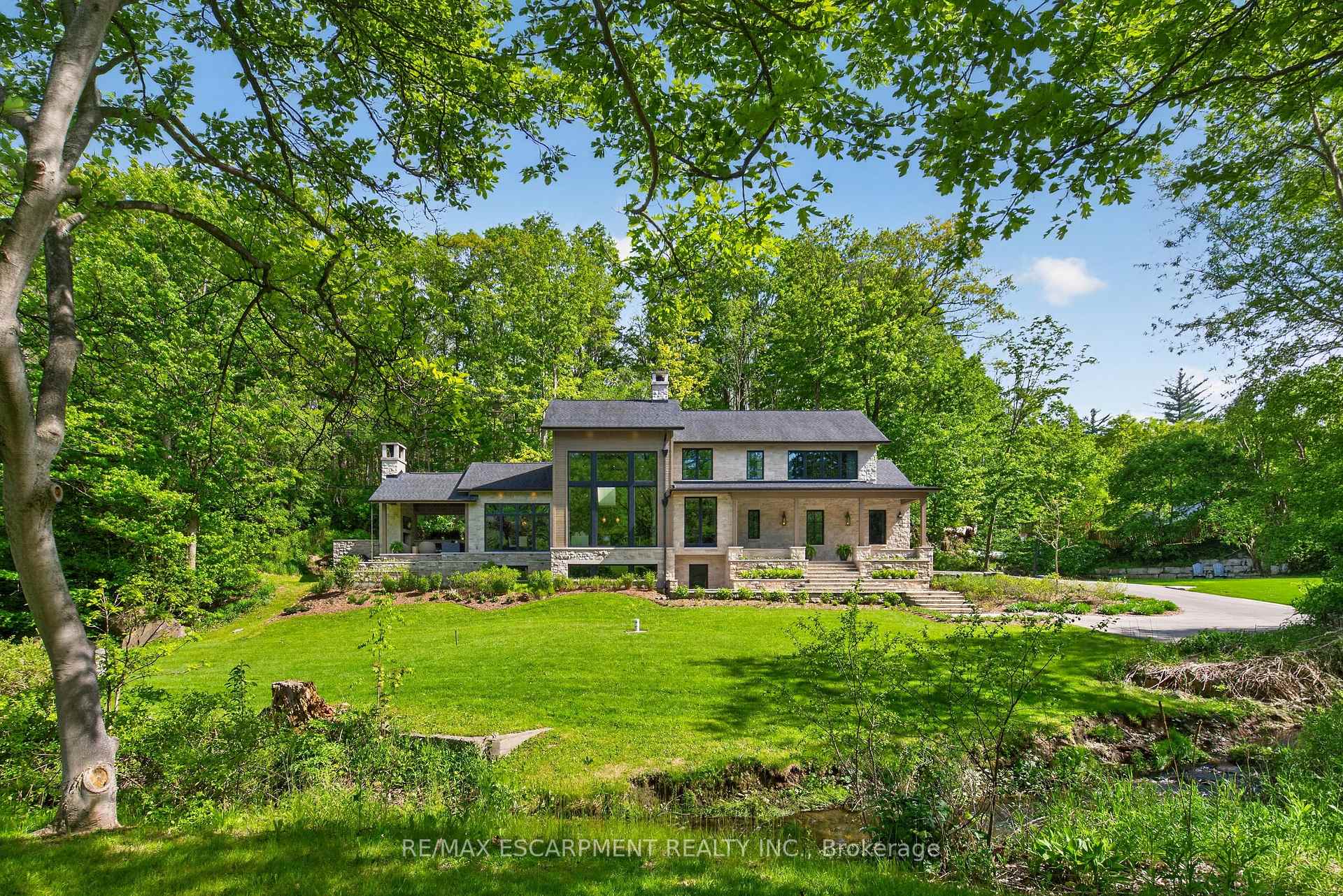 981 MINERAL SPRINGS Road, Hamilton, ON, exterior